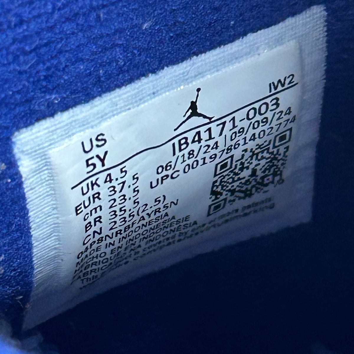 Jordan 4 Retro Rare Air (GS) - Preowned