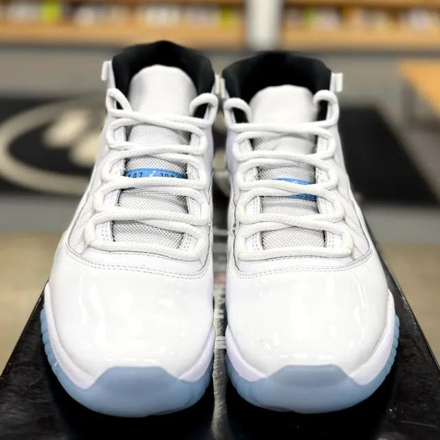 Jordan 11 Retro Legend Blue (2024) - Preowned