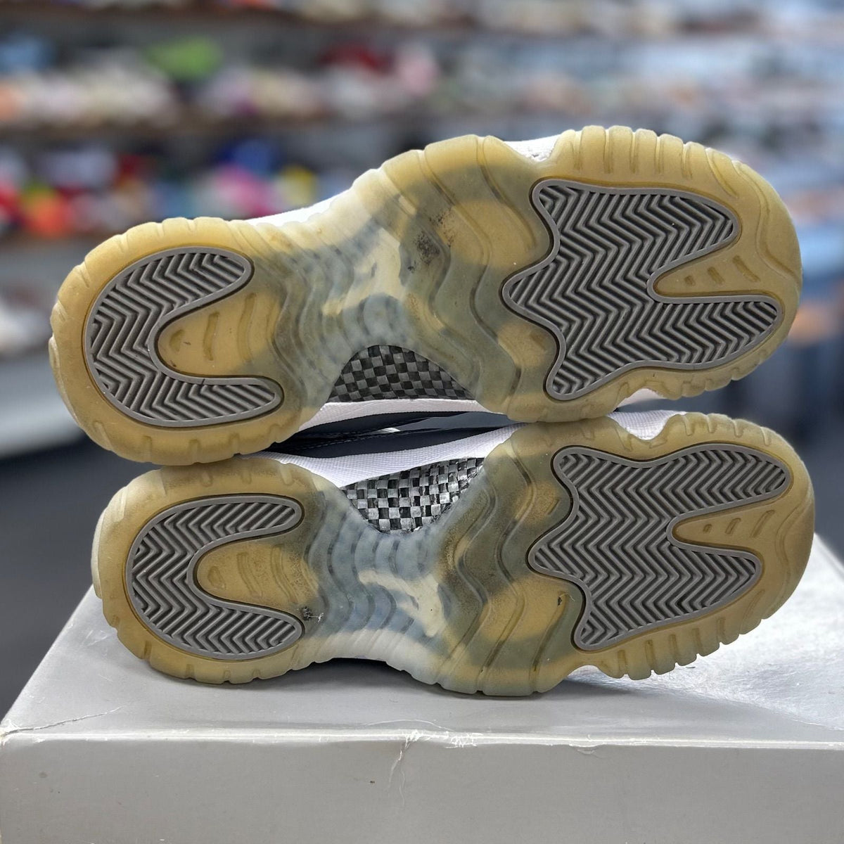Jordan 11 Retro Cool Grey (2021) (GS) - Preowned