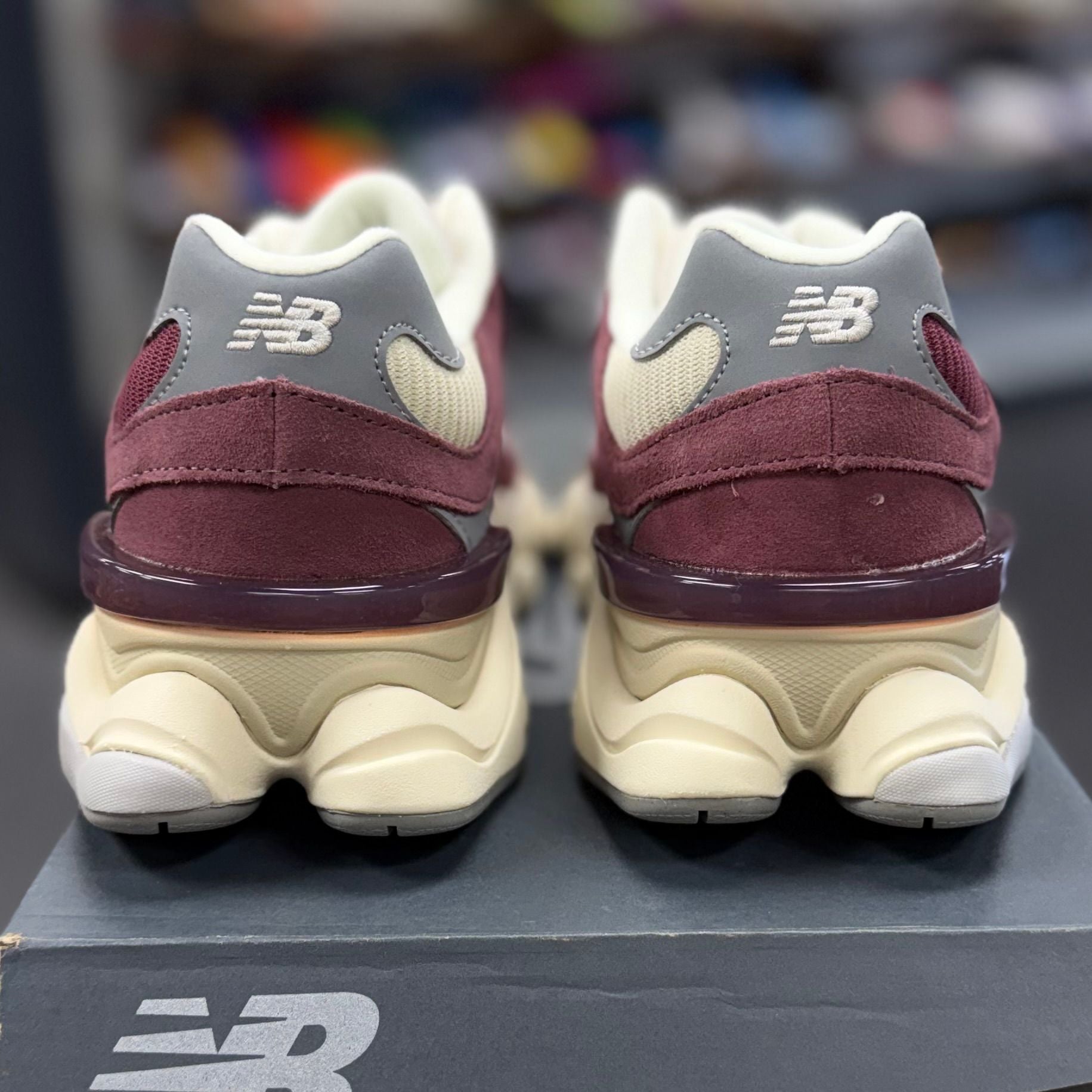 BRAND NEW STEAL - New Balance 9060 Washed Burgundy