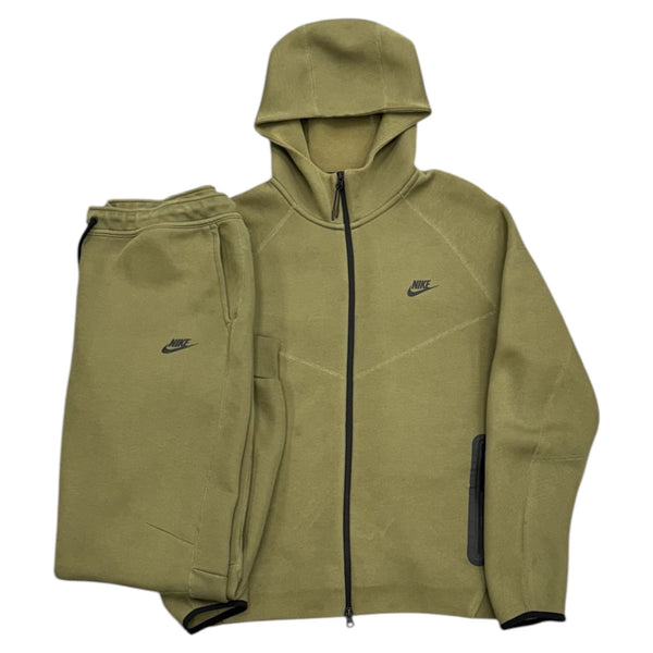 Nike Tech Sweatsuit (Olive) - Preowned