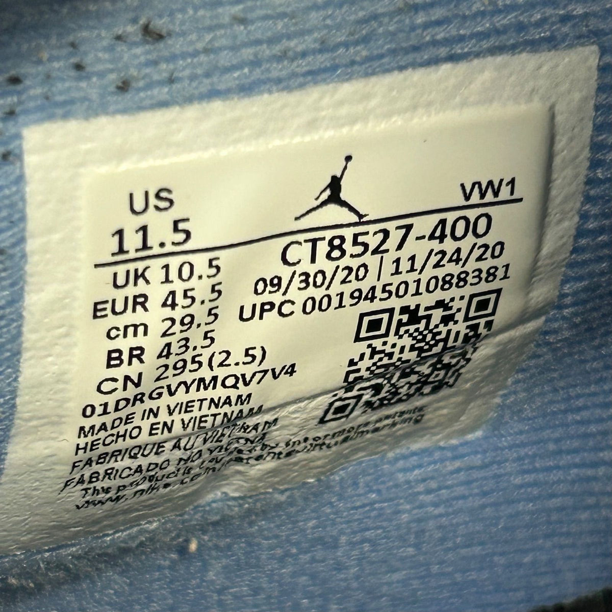 Jordan 4 Retro University Blue - Preowned
