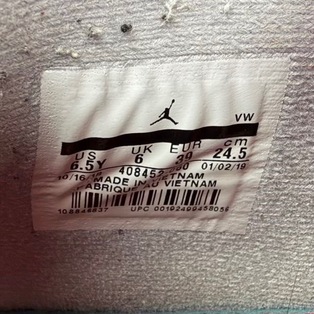Jordan 4 Retro Bred (2019) (GS) - Preowned