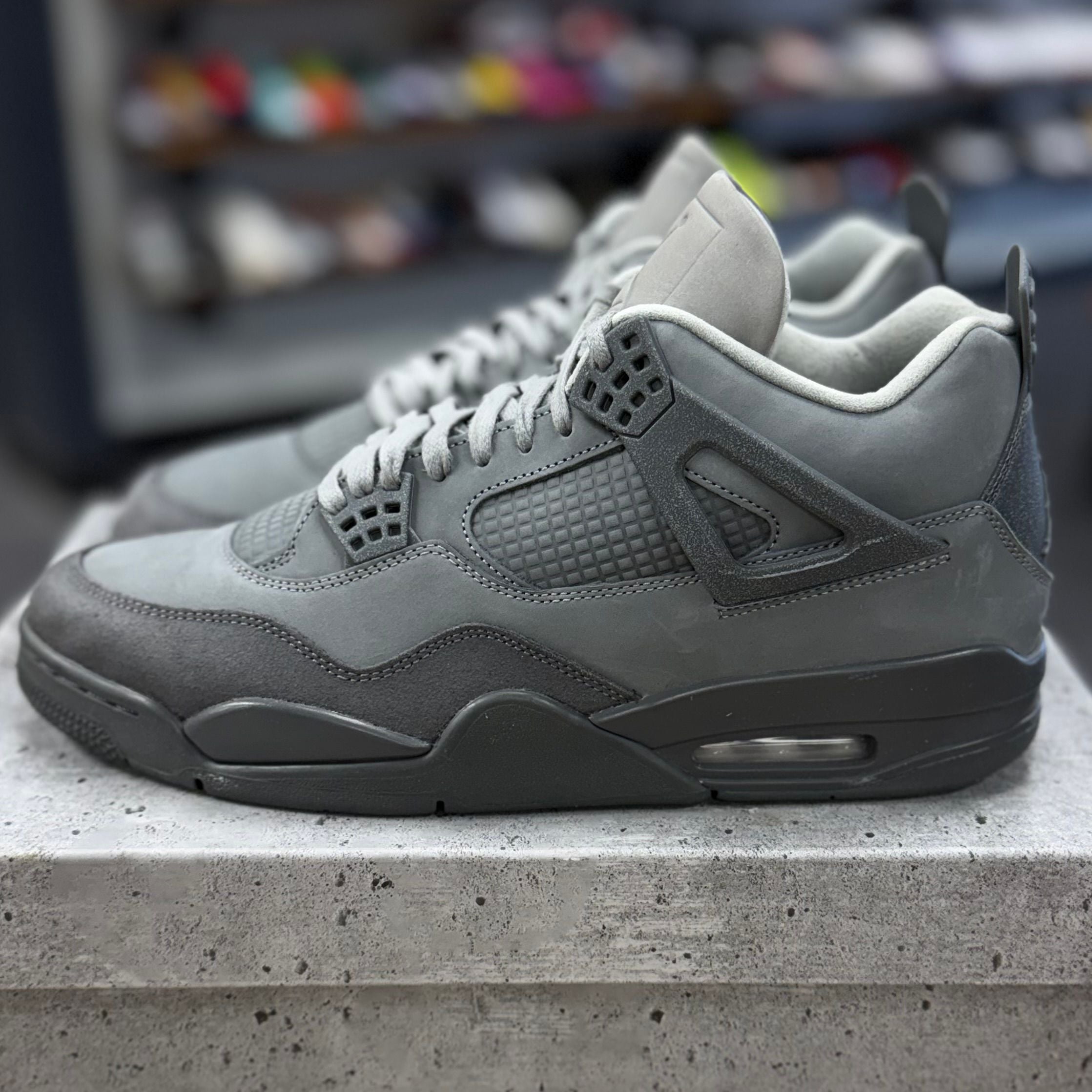 Jordan 4 Retro SE Paris Olympics Wet Cement - Preowned