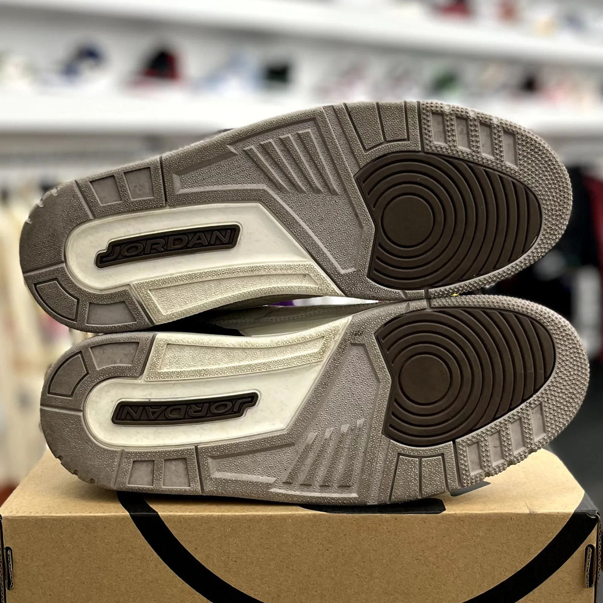 Jordan 3 Retro Palomino - Preowned