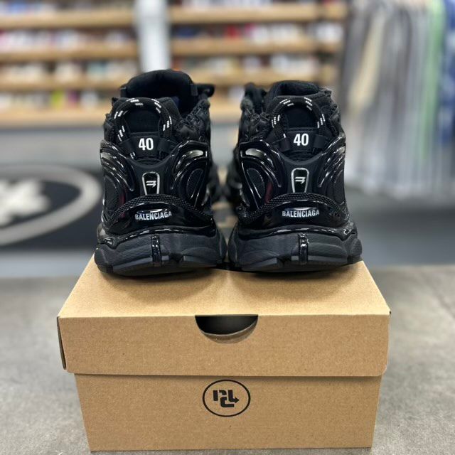 Balenciaga Runner Matte Black - Preowned