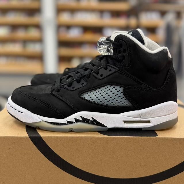 Jordan 5 Retro Moonlight (2021) (GS) - Preowned