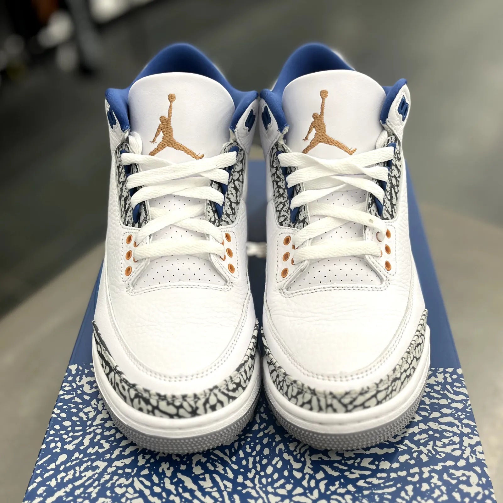 Jordan 3 Retro Wizards - Preowned