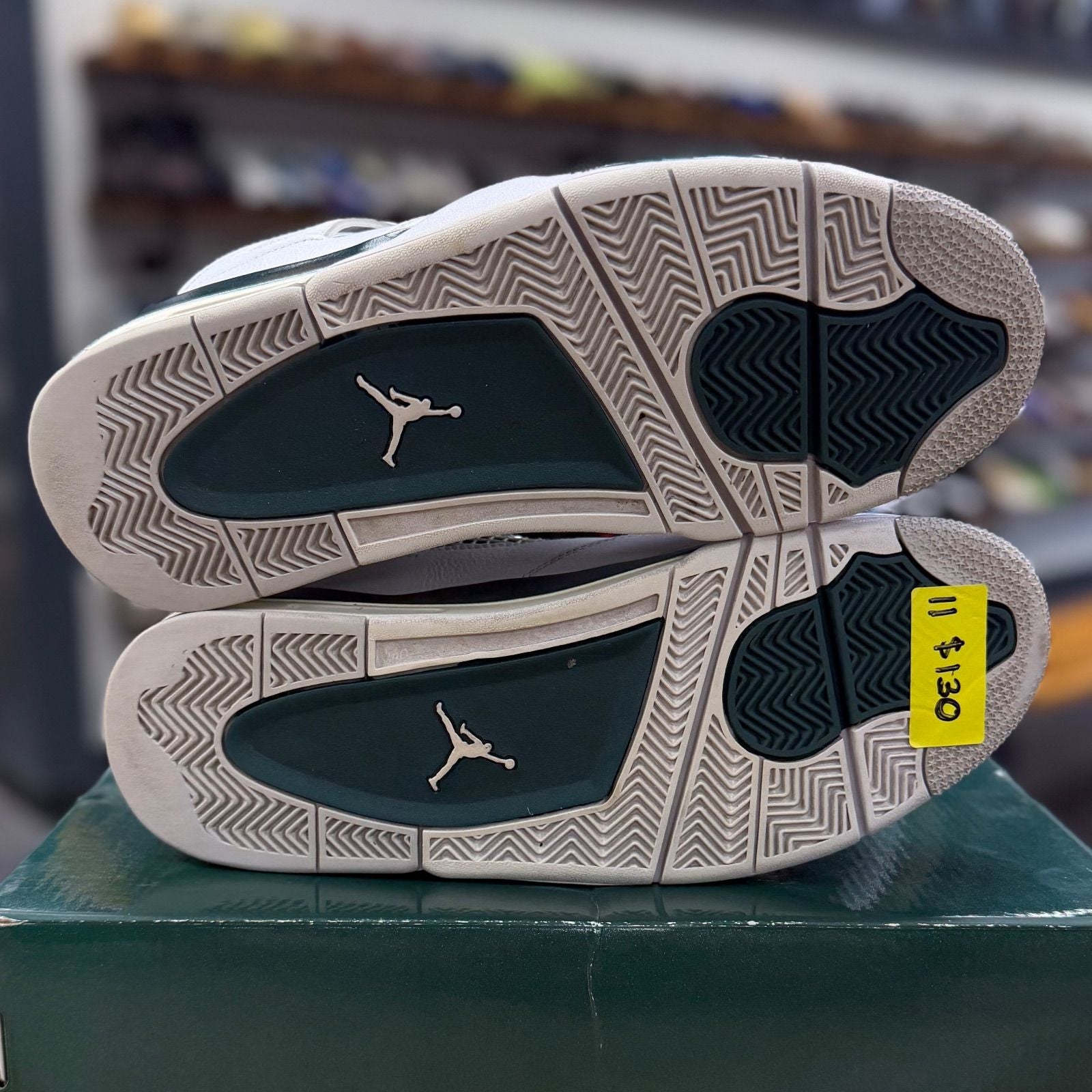 Jordan 4 Retro Oxidized Green - Preowned