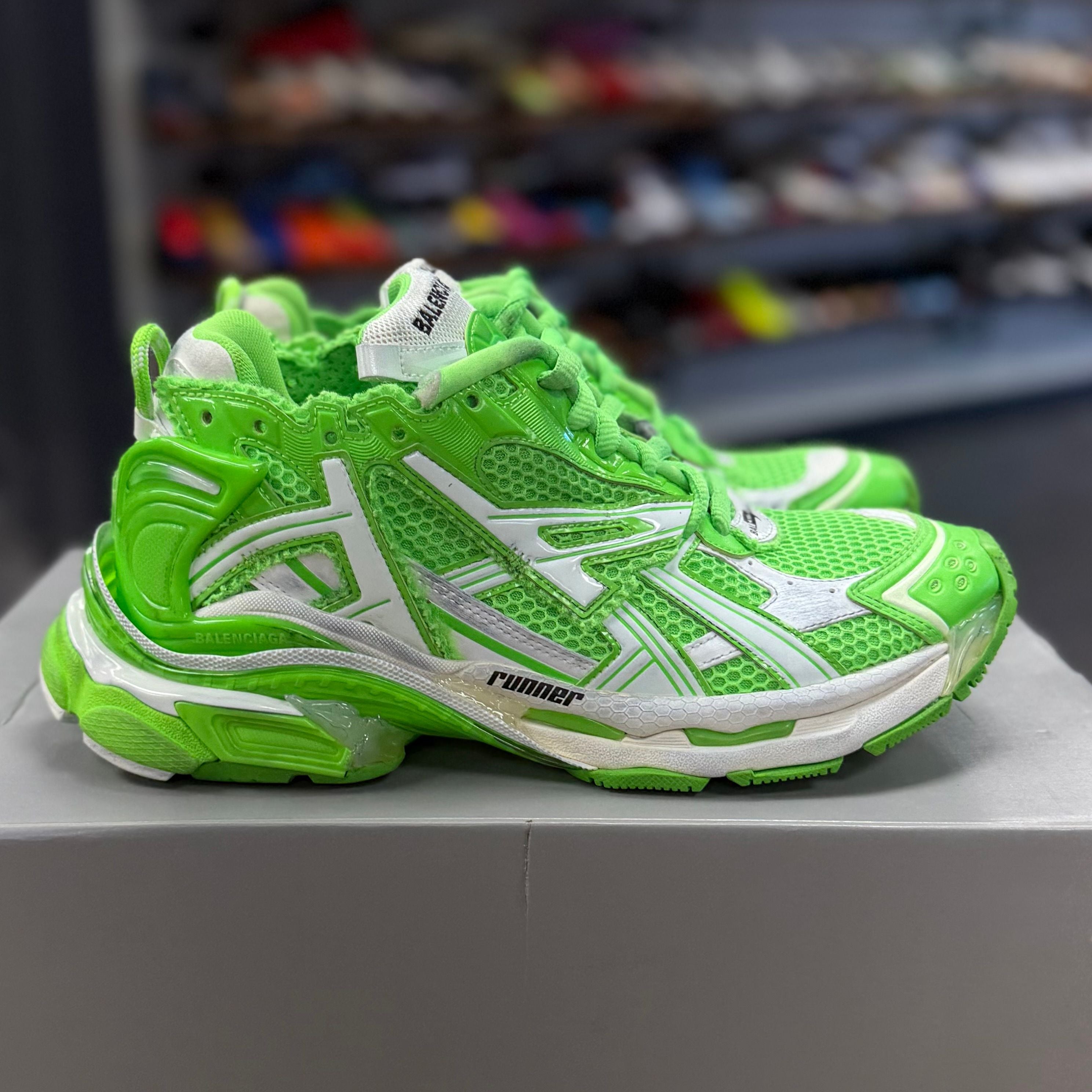 Balenciaga Runner Fluo Green - Preowned