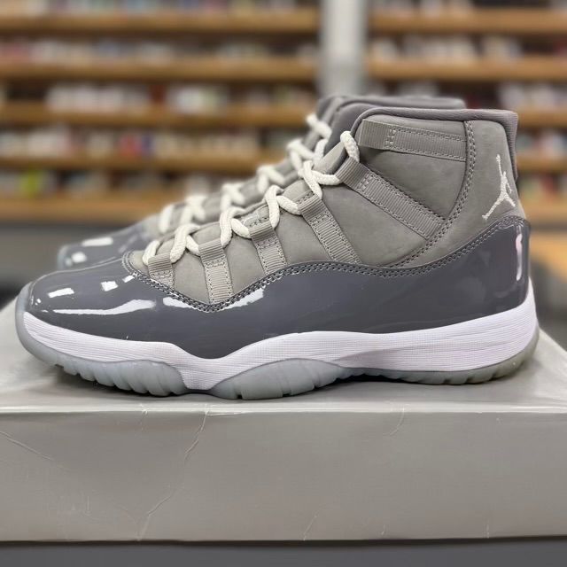 Jordan 11 Retro Cool Grey (2021) - Preowned