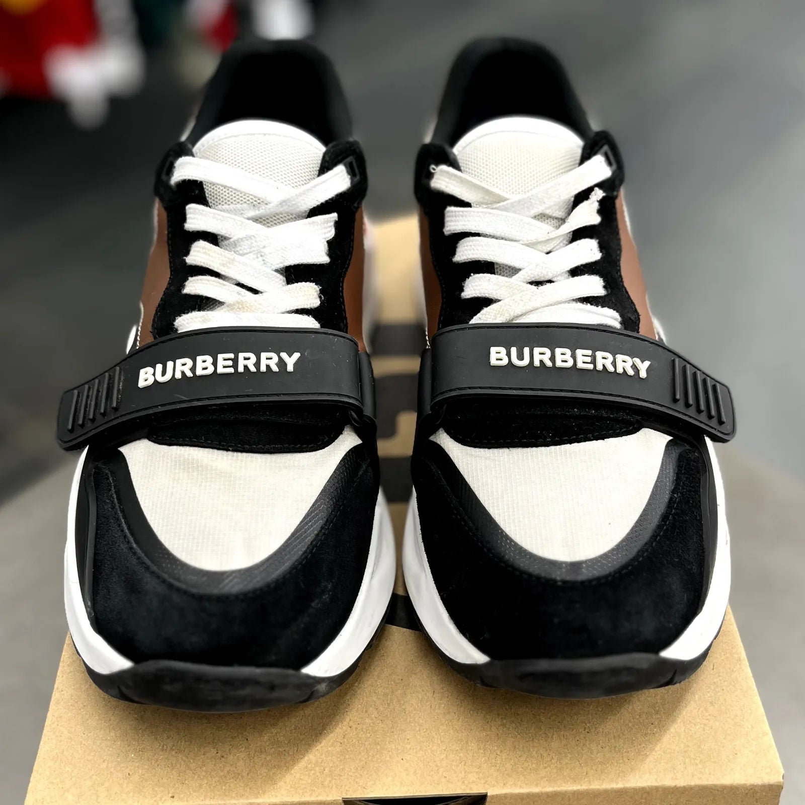 Burberry Ramsey Vintage Check White Beige - Preowned
