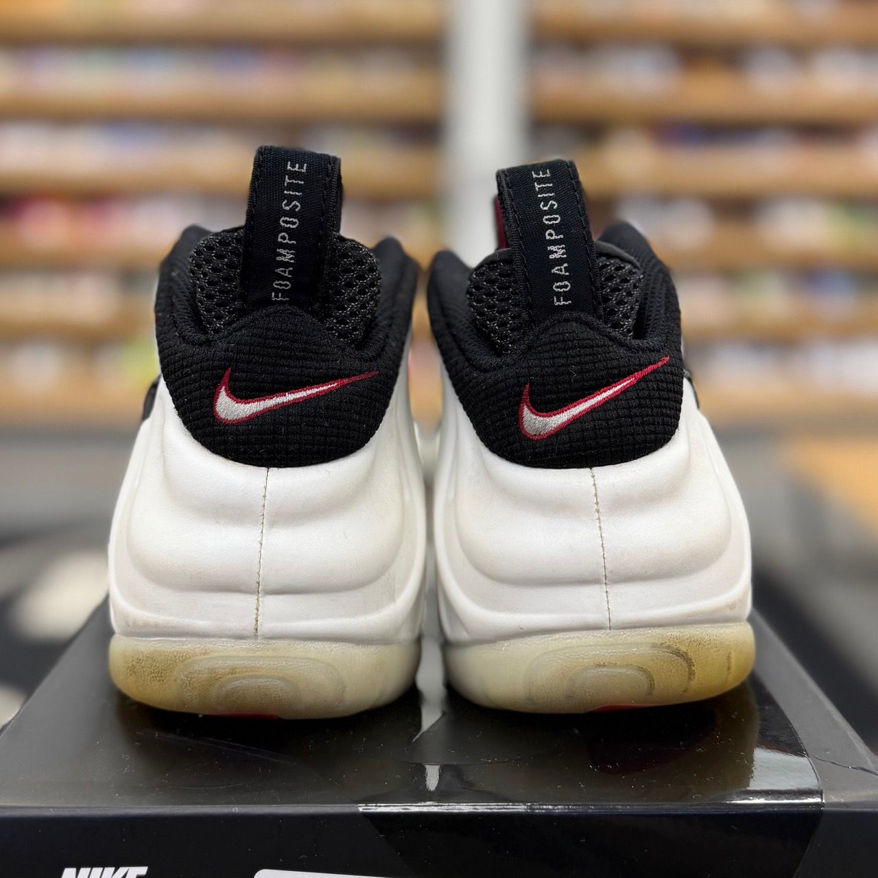 Nike Air Foamposite Pro Pearl (2025) - Preowned