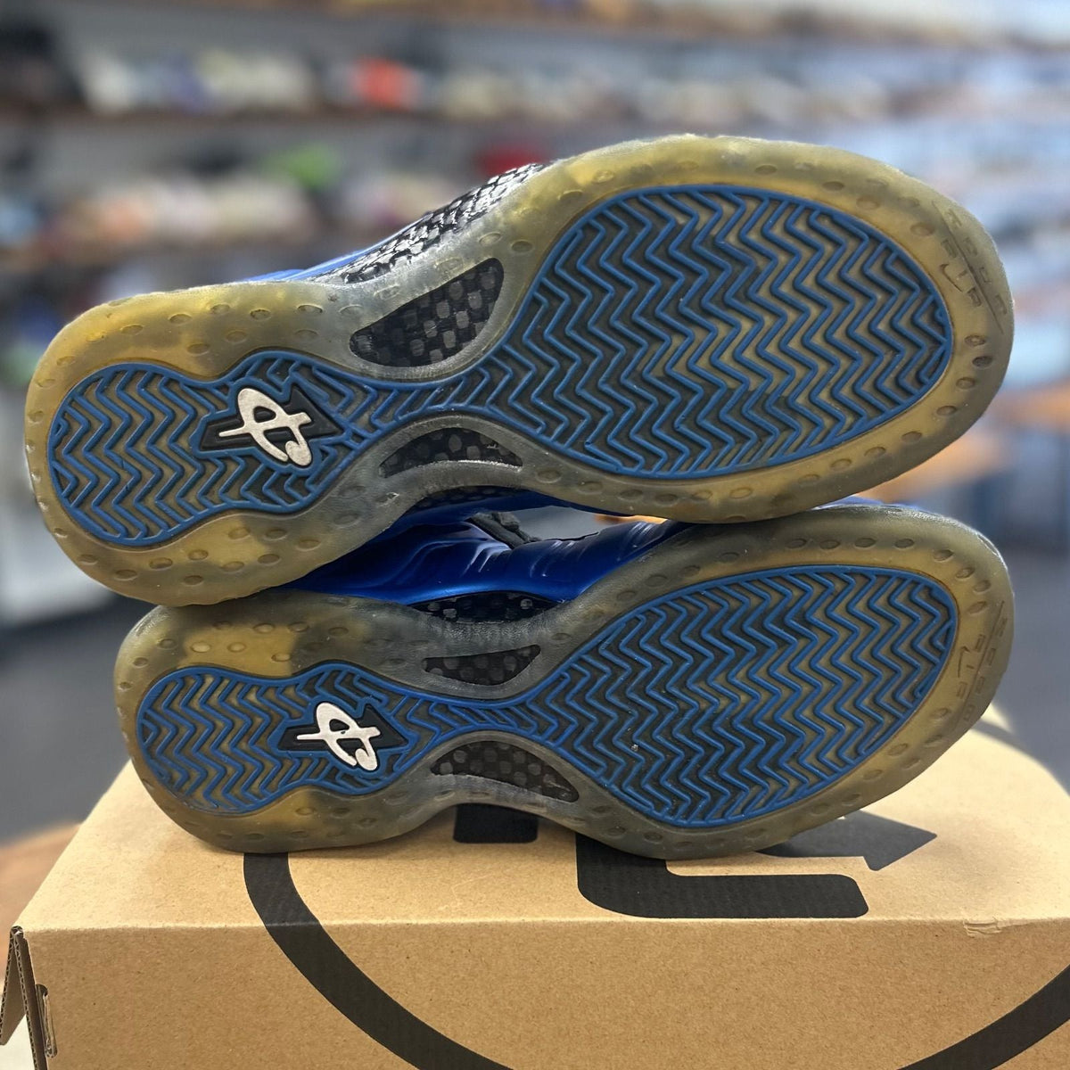 Nike Air Foamposite One International Blue - Preowned