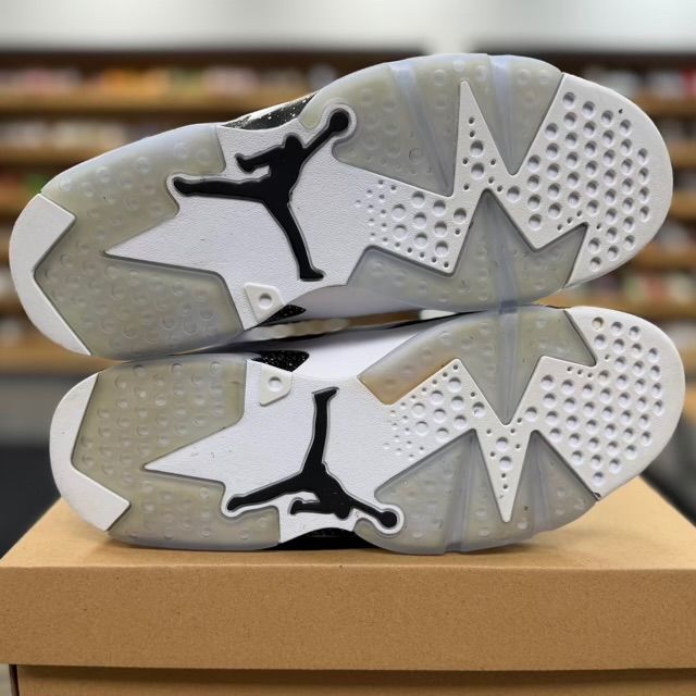 Jordan 6 Retro Oreo (2026) - Preowned