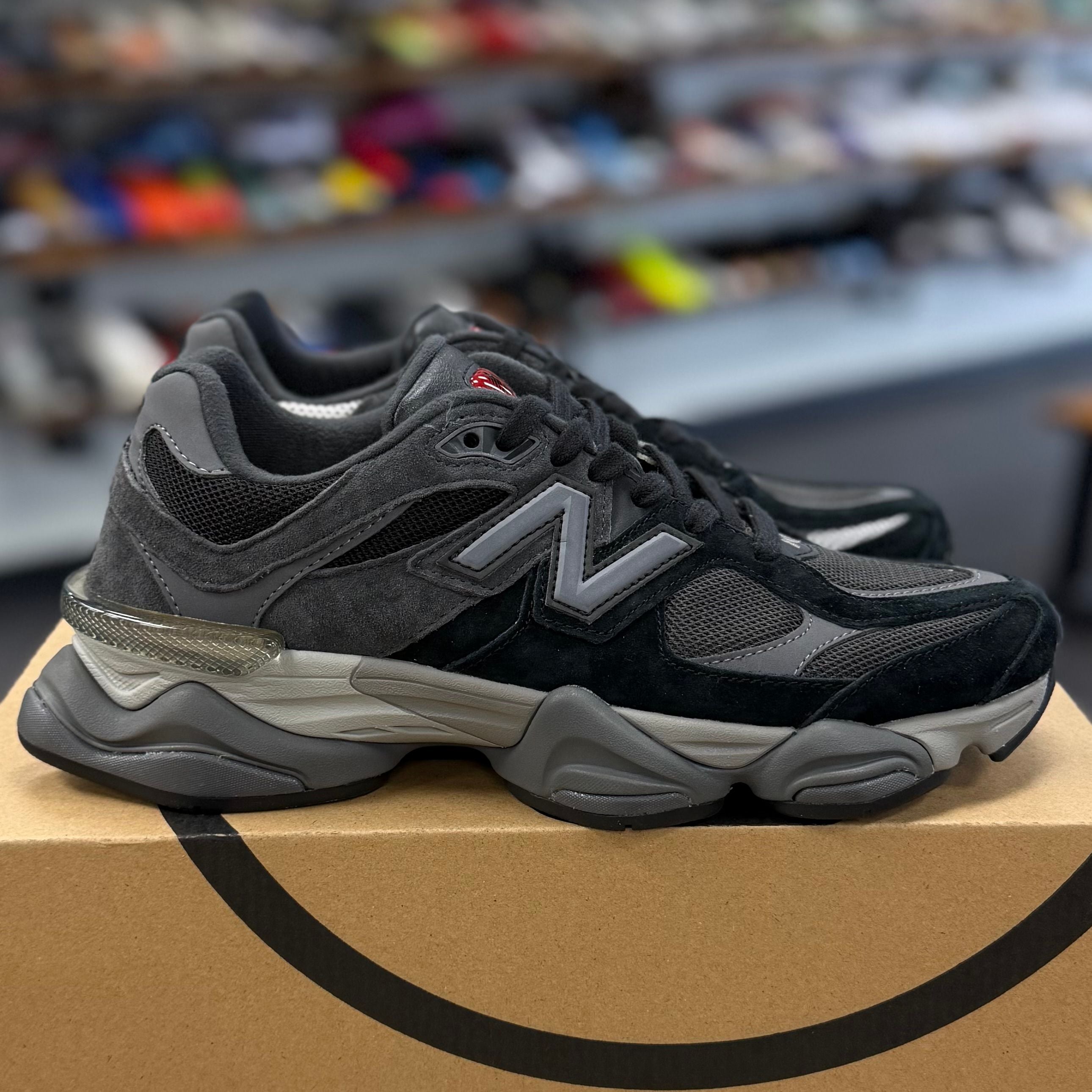 BRAND NEW STEAL - New Balance 9060 Black Castlerock Grey