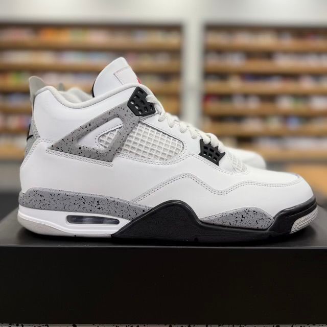 Jordan 4 Retro White Cement (2025) - Preowned