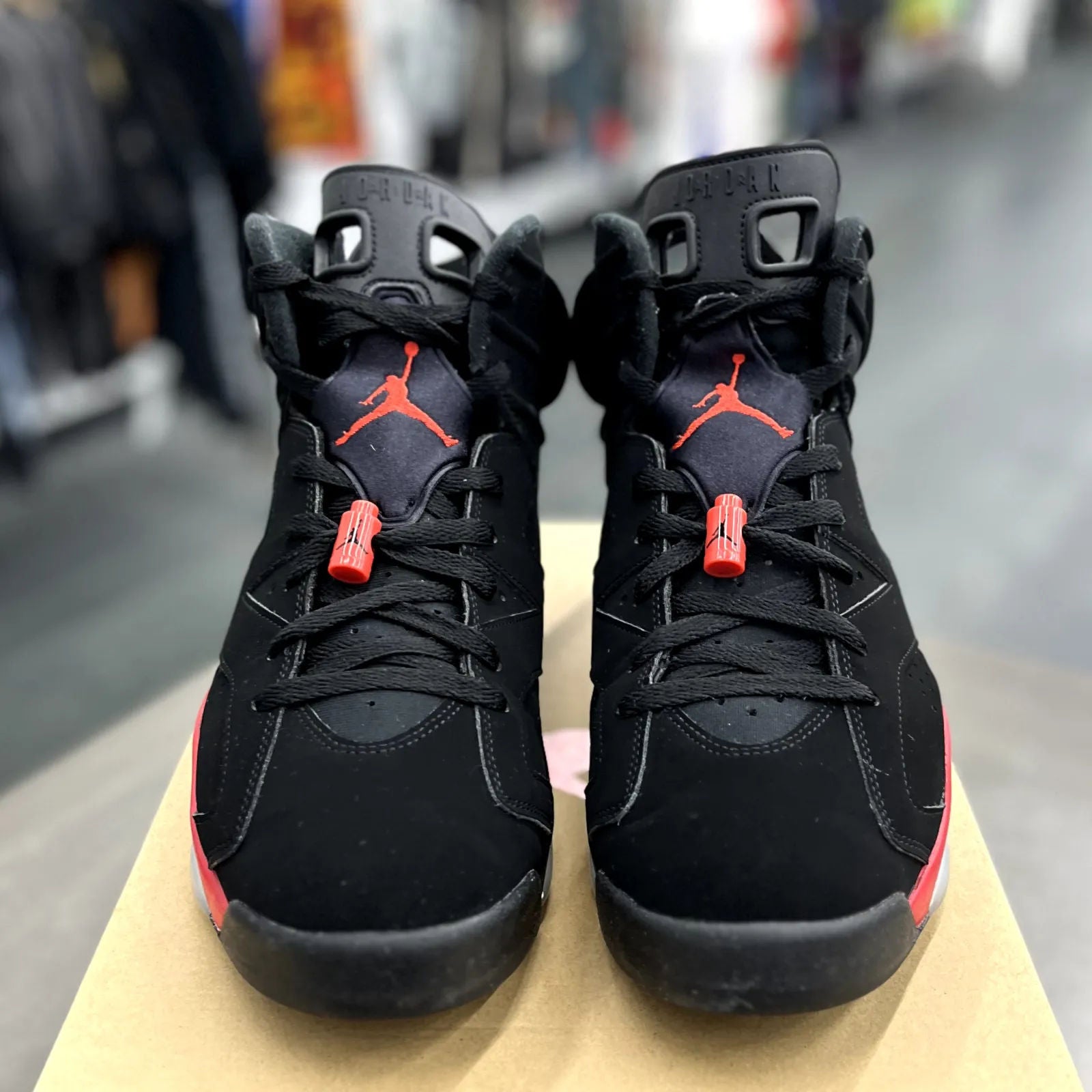 Jordan 6 Retro Infrared Salesman - Preowned