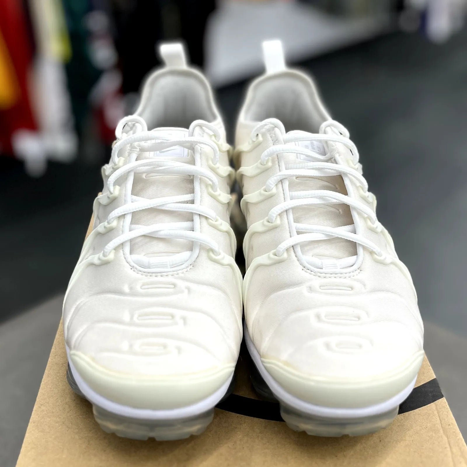 Nike Air VaporMax Plus White - Preowned
