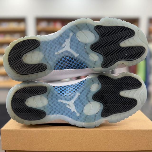 Jordan 11 Retro Legend Blue (2024) - Preowned