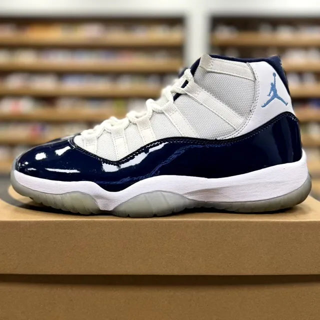 Jordan 11 Retro UNC Win Like 82 - Preowned
