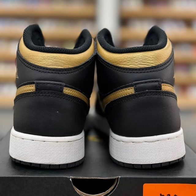 Jordan 1 Mid Black Metallic Gold Swoosh (GS) - Preowned