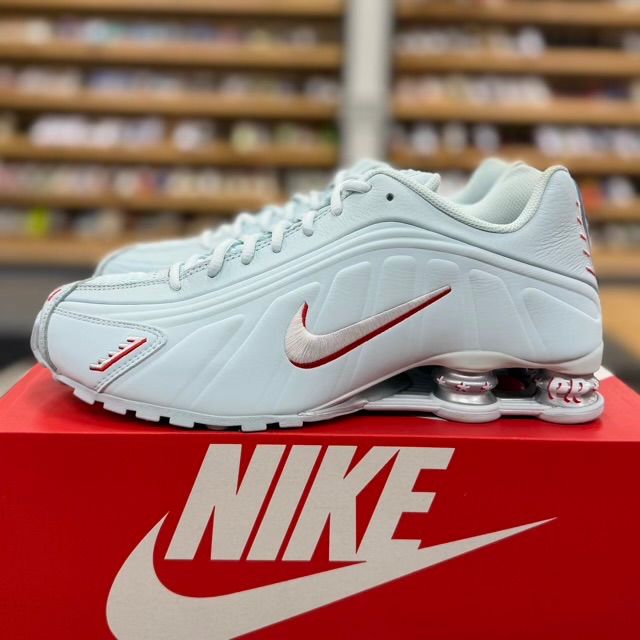 Nike Shox R4 Puerto Rico - Preowned