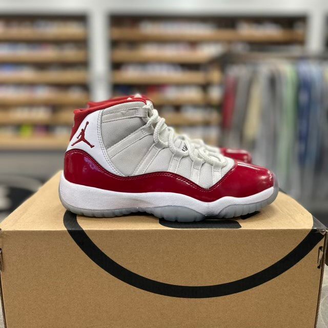 Jordan 11 Retro Cherry (2022) (GS) - Preowned