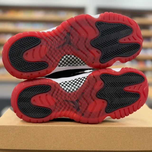 Jordan 11 Retro Playoffs Bred (2019) (GS) - Preowned