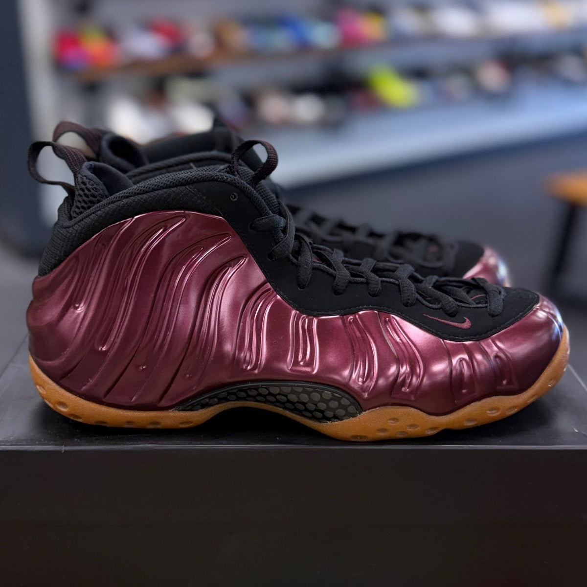 Nike Air Foamposite One Maroon - Preowned