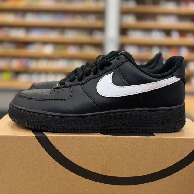 Nike Air Force 1 Low '07 Black White (2023) - Preowned