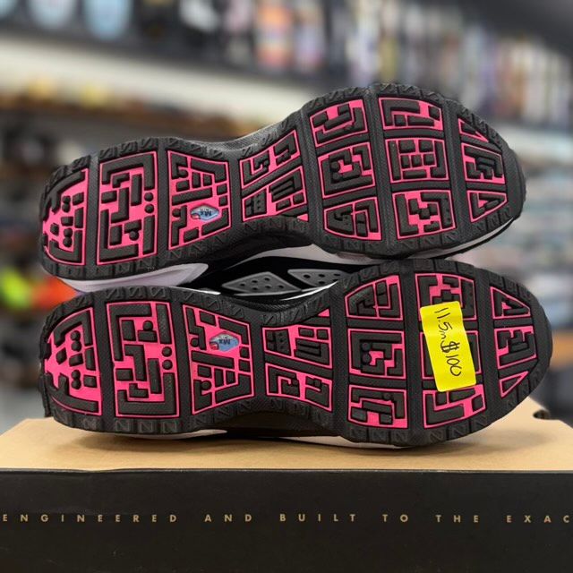 Nike Air Max Sunder Hyper Pink Black (Women's) - Preowned