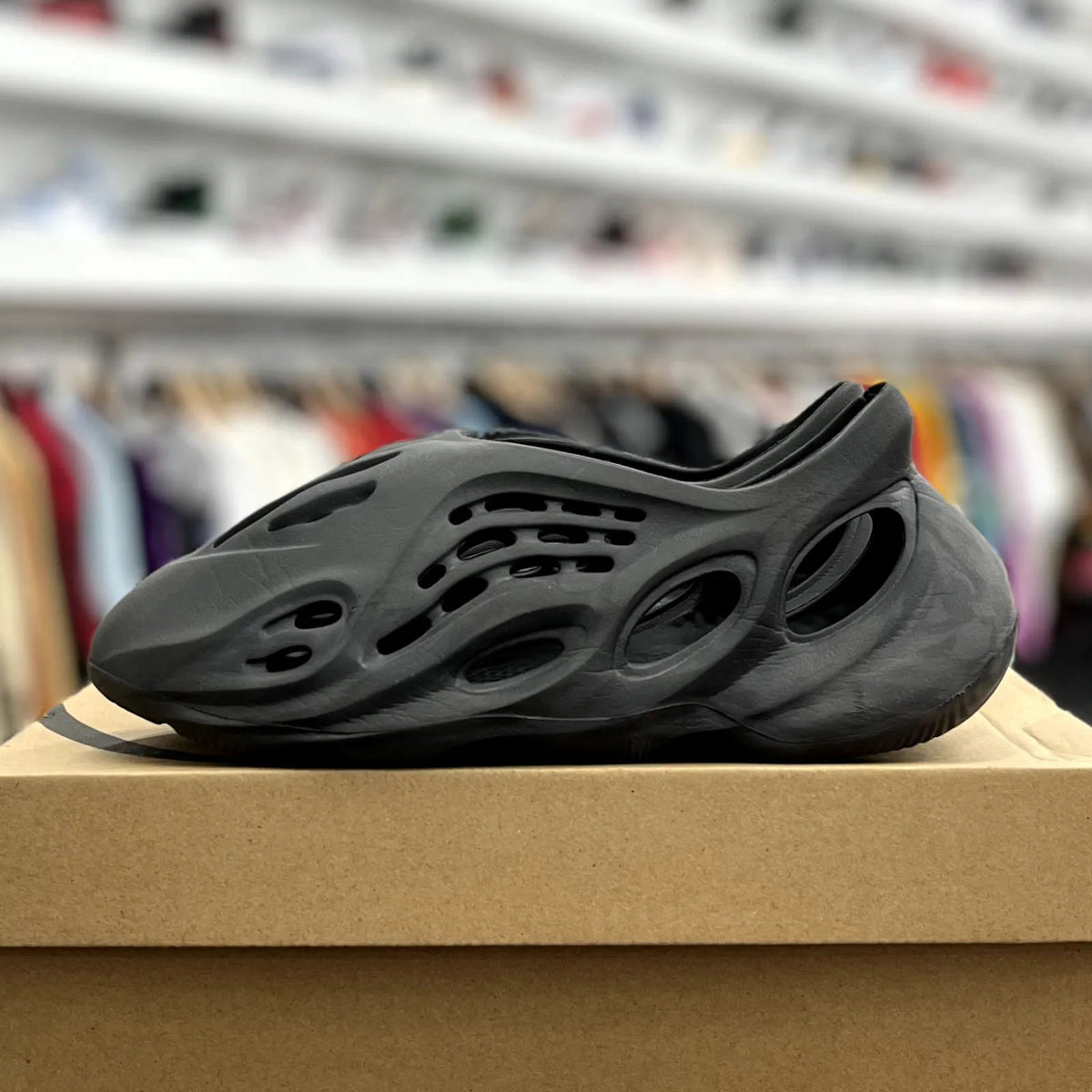 adidas Yeezy Foam RNR Onyx - Preowned