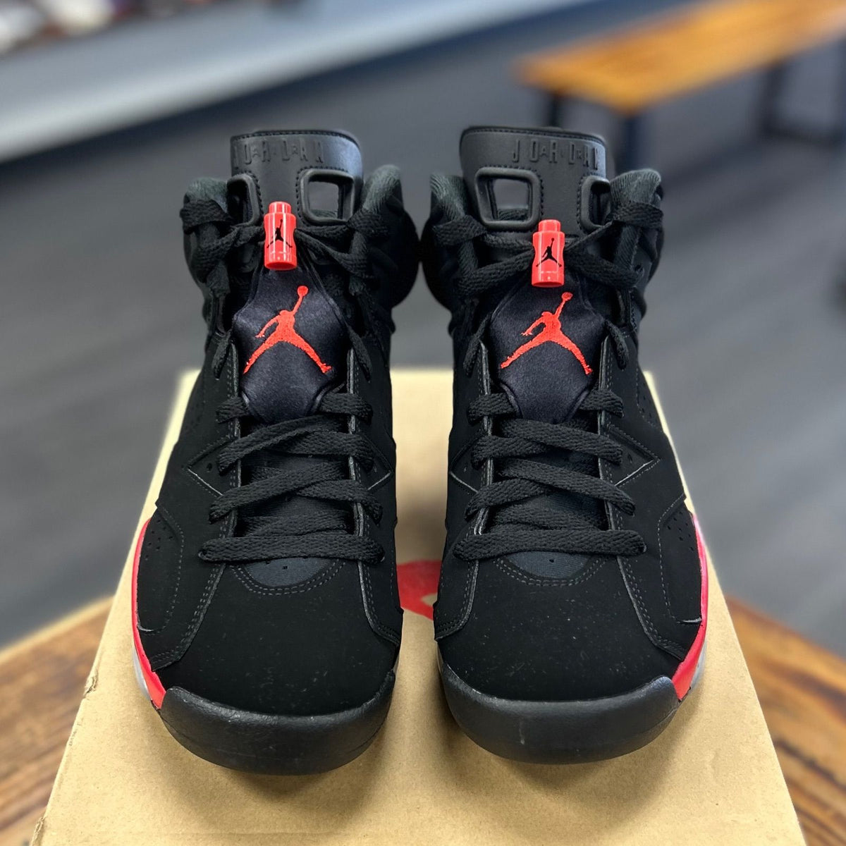 Jordan 6 Retro Infrared Salesman - Preowned