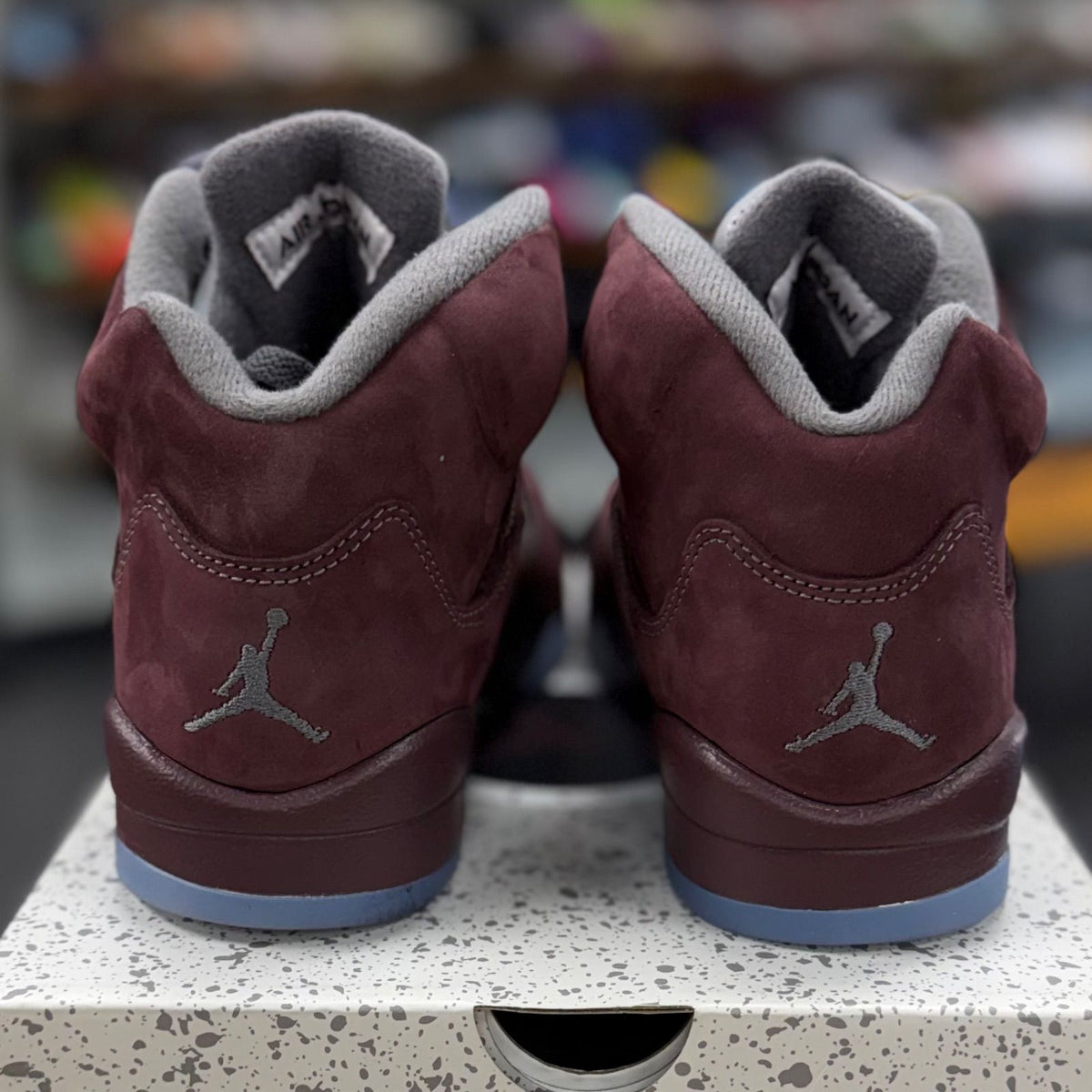 BRAND NEW STEAL - Jordan 5 Retro Burgundy (2023) (GS)