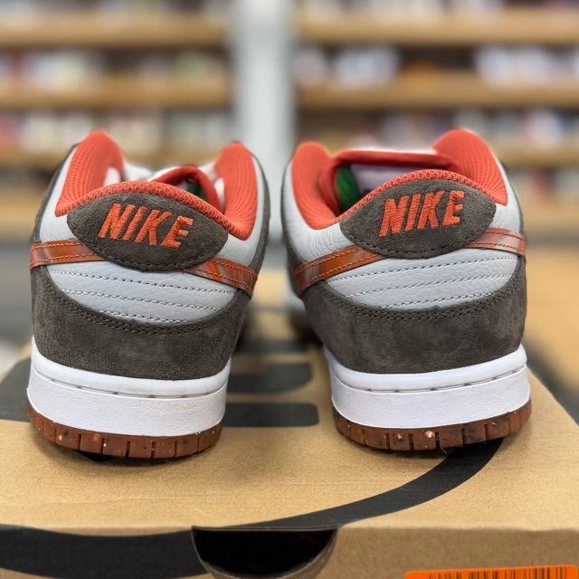 Nike SB Dunk Low Crushed D.C. - Preowned