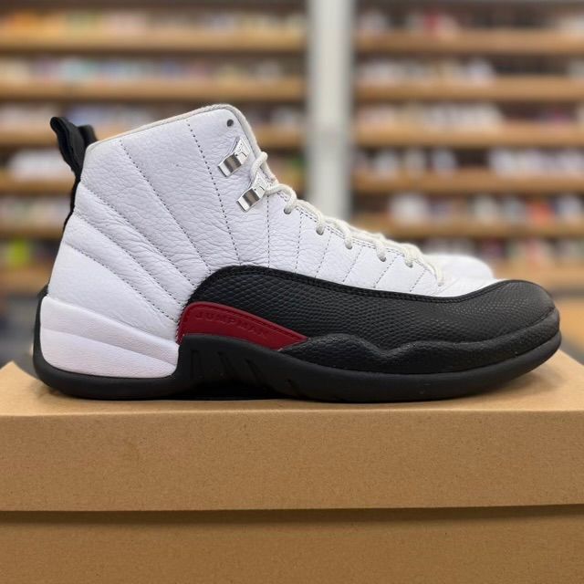 Jordan 12 Retro Taxi Flip - Preowned