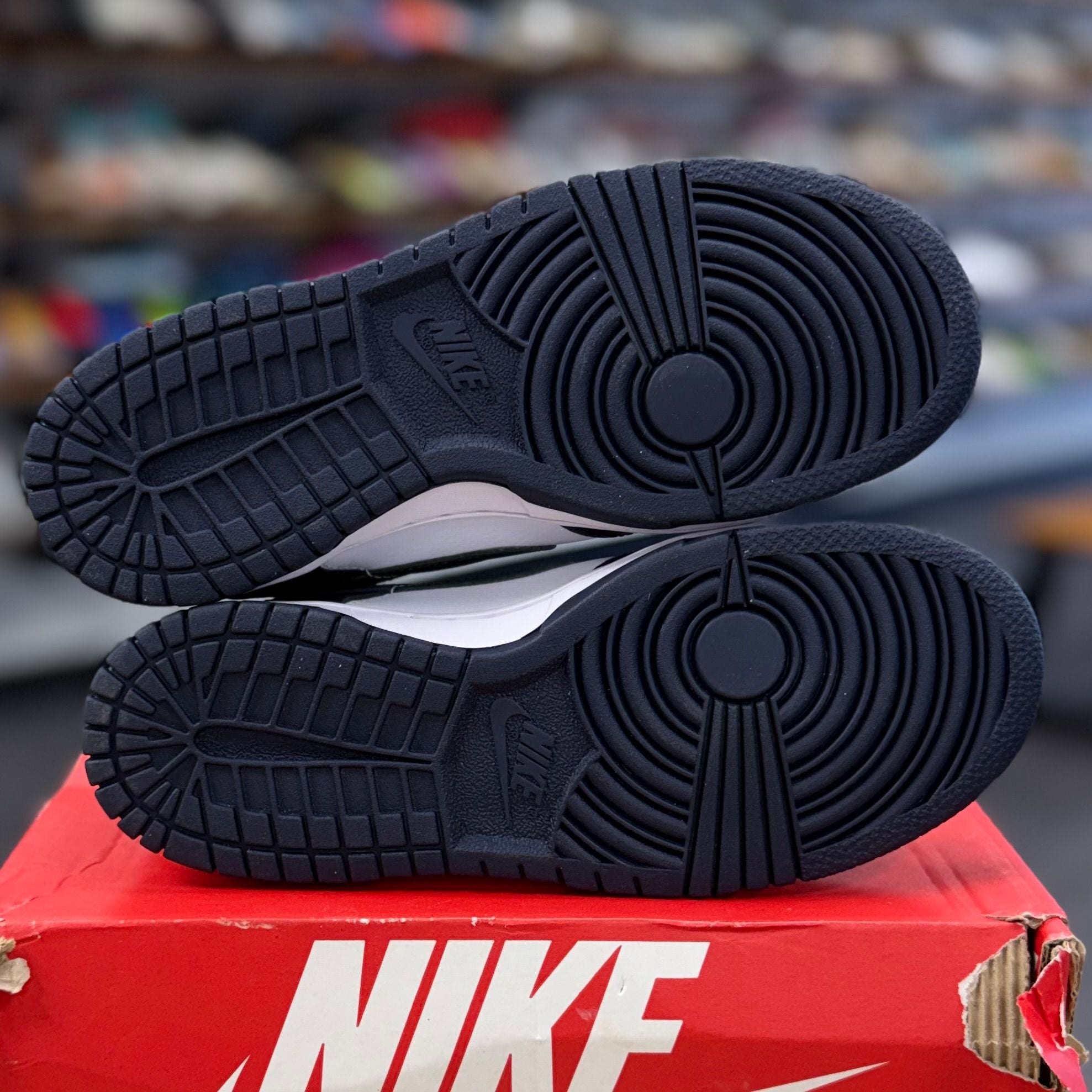 BRAND NEW STEAL - Nike Dunk Low Obsidian Vintage Green (GS)