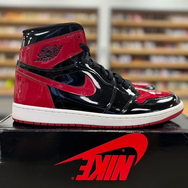Jordan 1 Retro High OG Patent Bred - Preowned