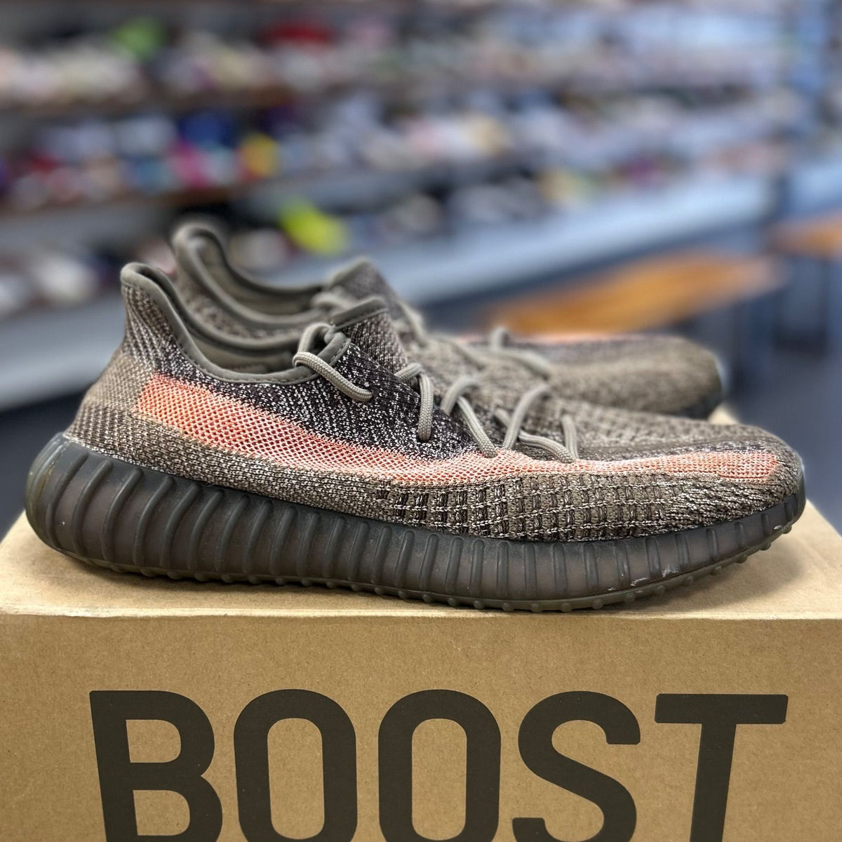 adidas Yeezy Boost 350 V2 Ash Stone - Preowned