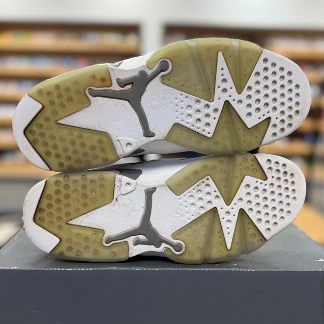 Jordan 6 Retro Cool Grey - Preowned
