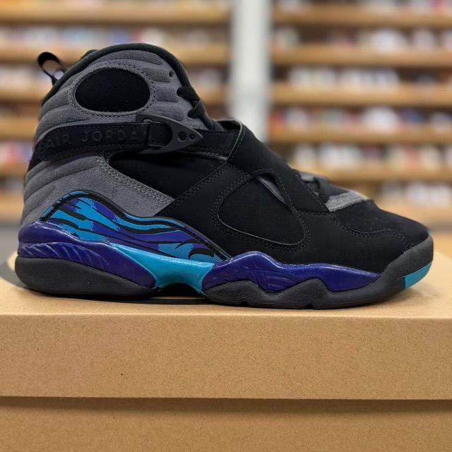 Jordan 8 Retro Aqua (2025) (GS) - Preowned