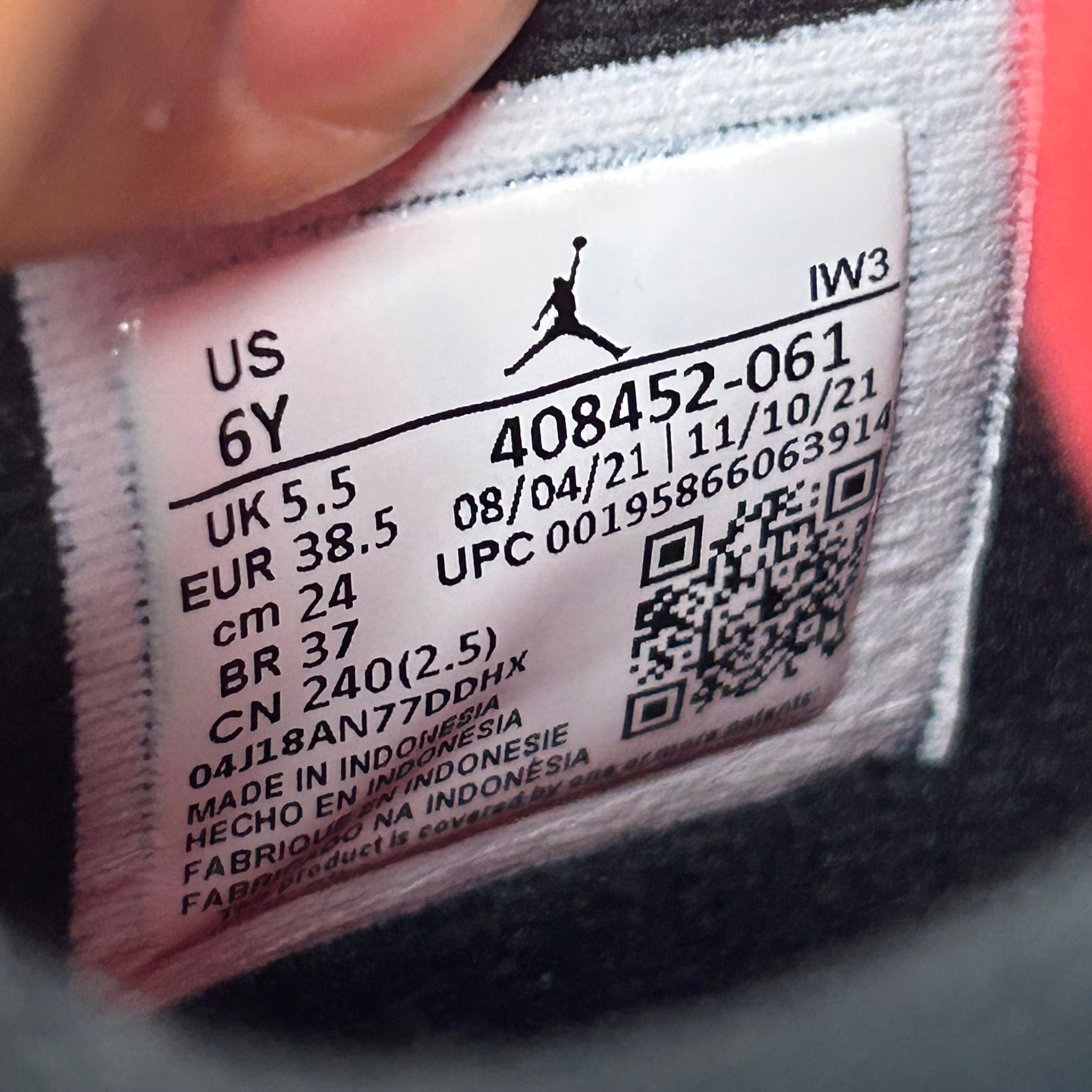 Jordan 4 Retro Infrared (GS) - Preowned