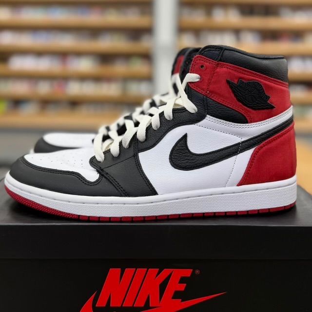 Jordan 1 Retro High Satin Black Toe (Women's) - Preowned