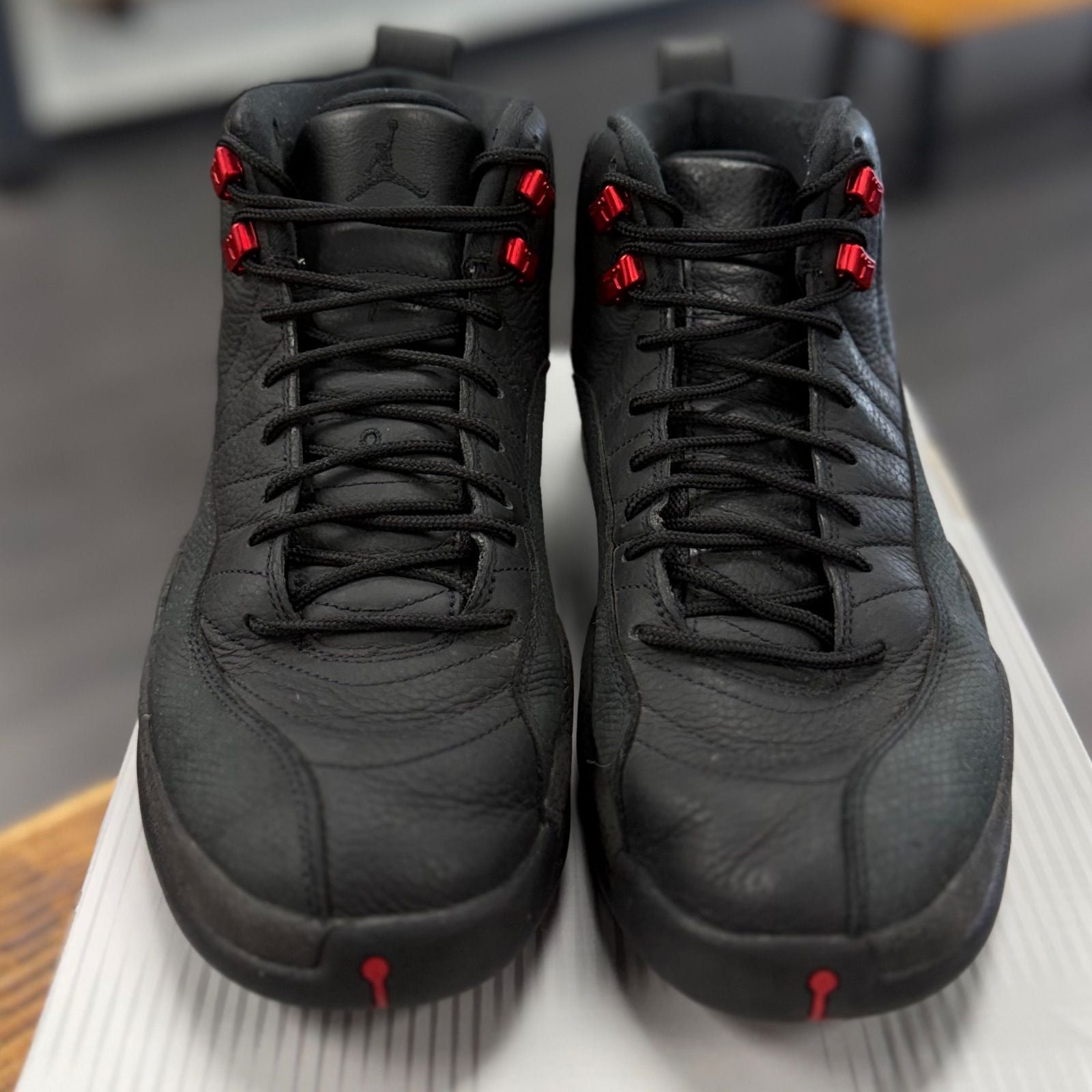 Jordan 12 Retro Bloodline - Preowned