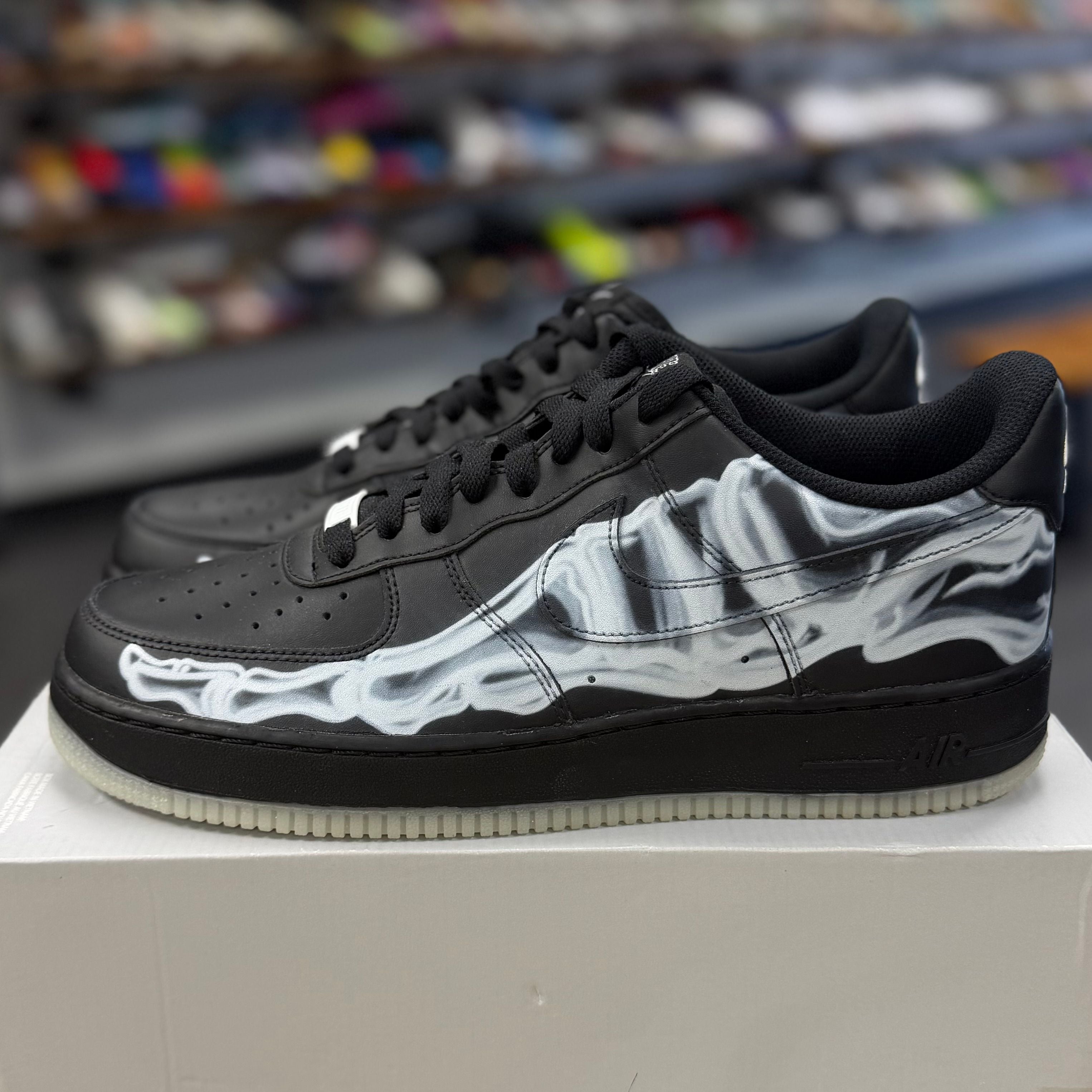 BRAND NEW STEAL - Nike Air Force 1 Low Black Skeleton Halloween (2019)