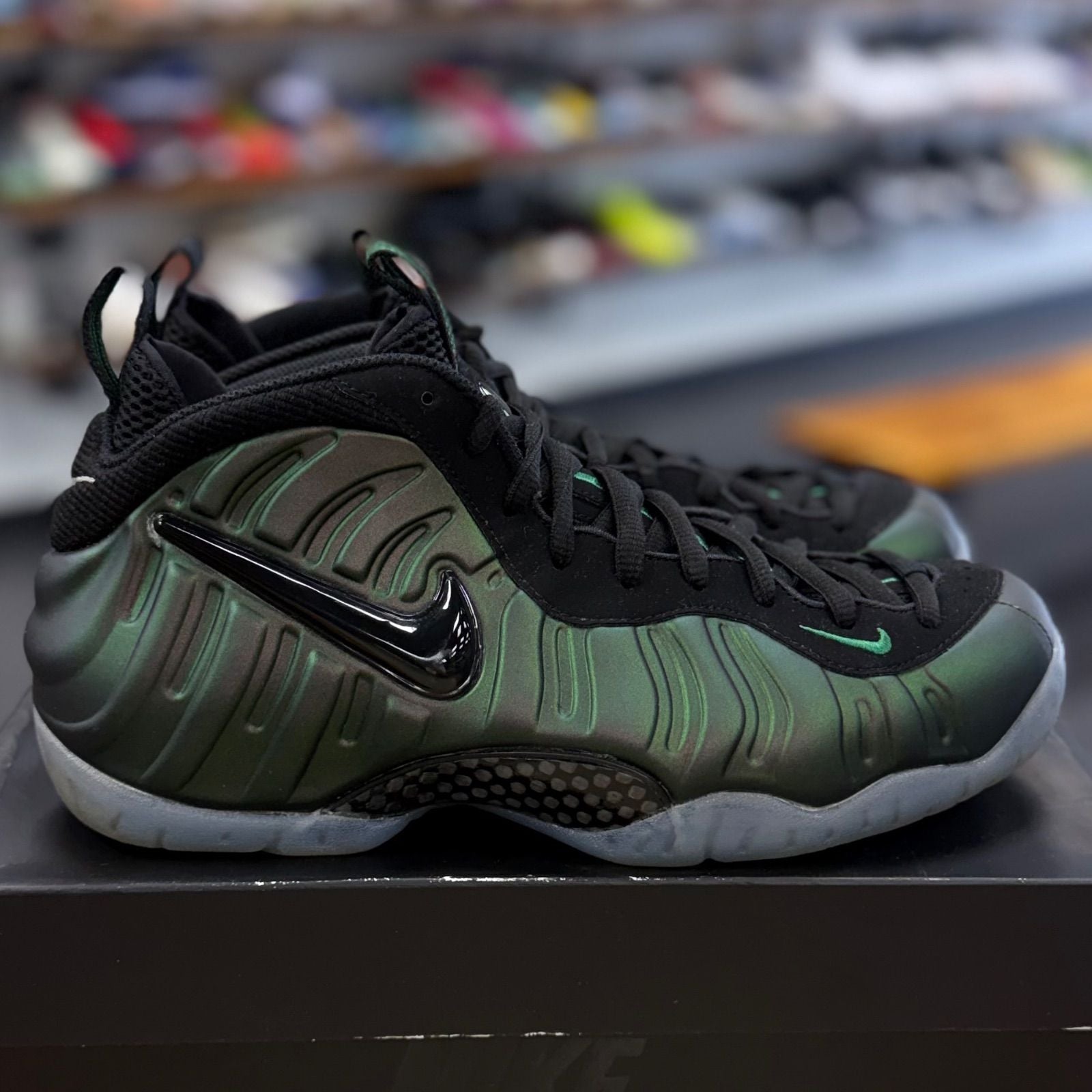 Nike Air Foamposite Pro Pine Green (2025) - Preowned