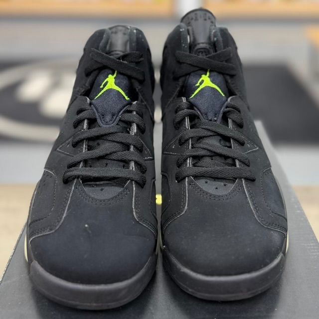 Jordan 6 Retro Electric Green (GS) - Preowned