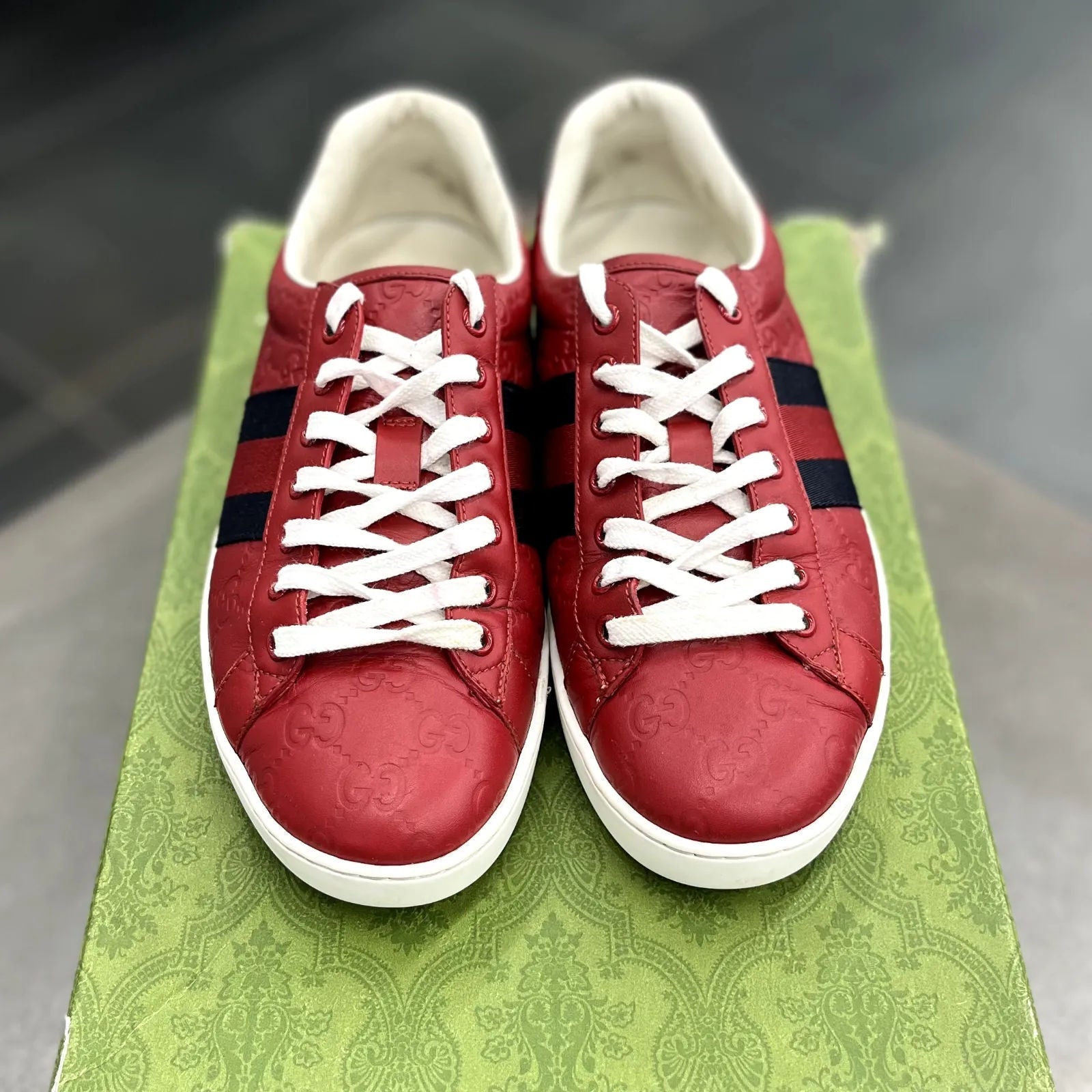 Gucci Ace Signature Red - Preowned