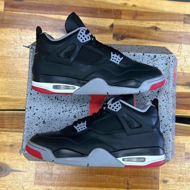 Jordan 4 Retro Bred Reimagined - Preowned